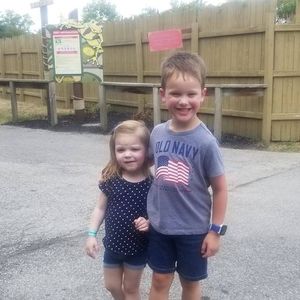 Meet your Posher, Joni